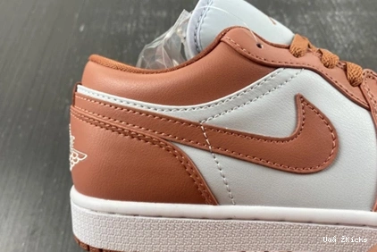 DC0774-080 StreetReady J 1  67 Orange Sky Low Jordan 0905